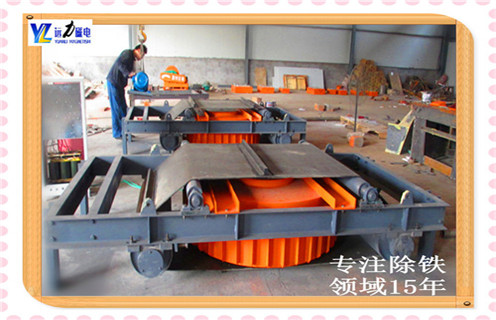 自卸式電磁除鐵器，重慶自卸式電磁除鐵器_技術(shù)參數_重慶自卸式電磁除鐵器工作原理_國家標準生產(chǎn)廠(chǎng)家